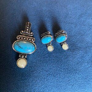 Silver, Turquoise and Pearl necklace charm with matching earrings